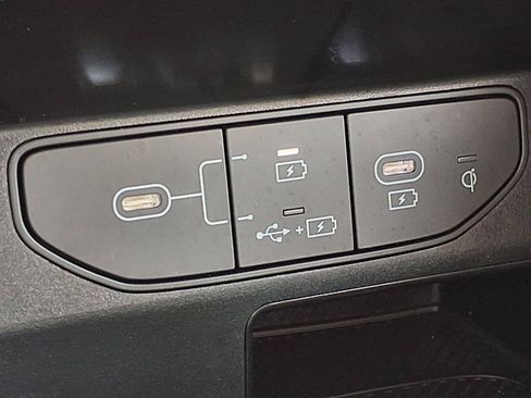 Used 2025 Kia Sorento SX FWD image 15