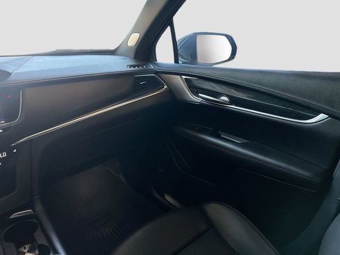 Used 2023 Cadillac XT5 Premium Luxury w/ Technology Package FWD image 25
