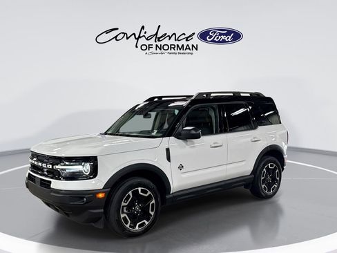 Used 2024 Ford Bronco Sport Outer Banks w/ Tech Package AWD/4WD image 4