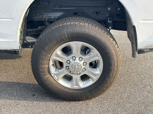 New 2026 RAM 2500 Big Horn image 18