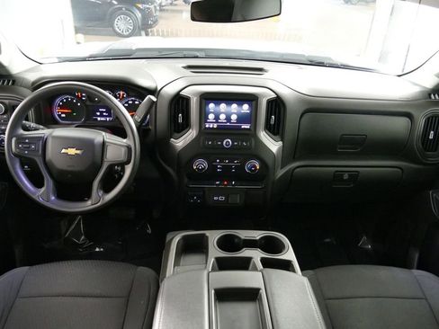 Used 2023 Chevrolet Silverado 2500 Custom w/ Custom Convenience Package AWD/4WD image 6