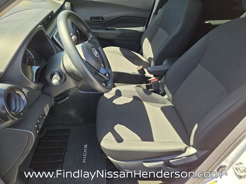 Used 2025 Nissan Kicks Play S FWD image 10