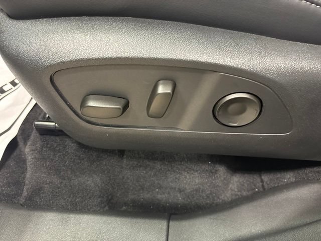Used 2026 Buick Enclave Preferred FWD image 42