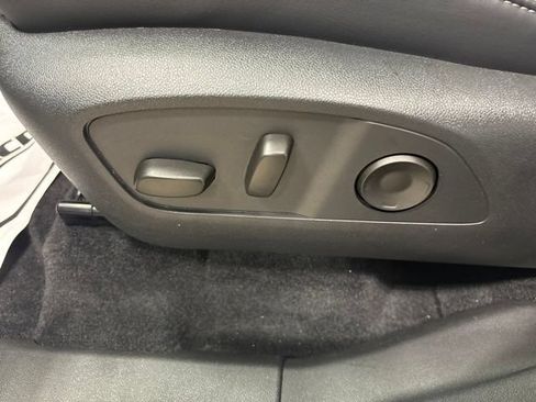 Used 2026 Buick Enclave Preferred FWD image 42