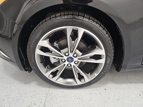 Used 2017 Ford Fusion Titanium image 9