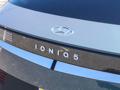 Certified 2024 Hyundai Ioniq 5 SEL RWD image 9