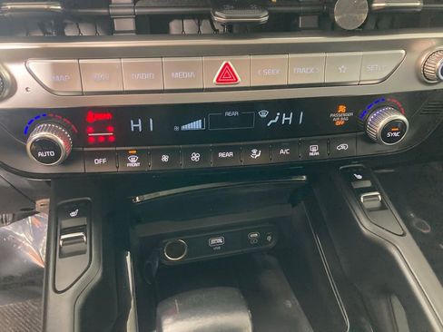 Certified 2023 Kia Telluride S w/ S Sunroof Package image 8