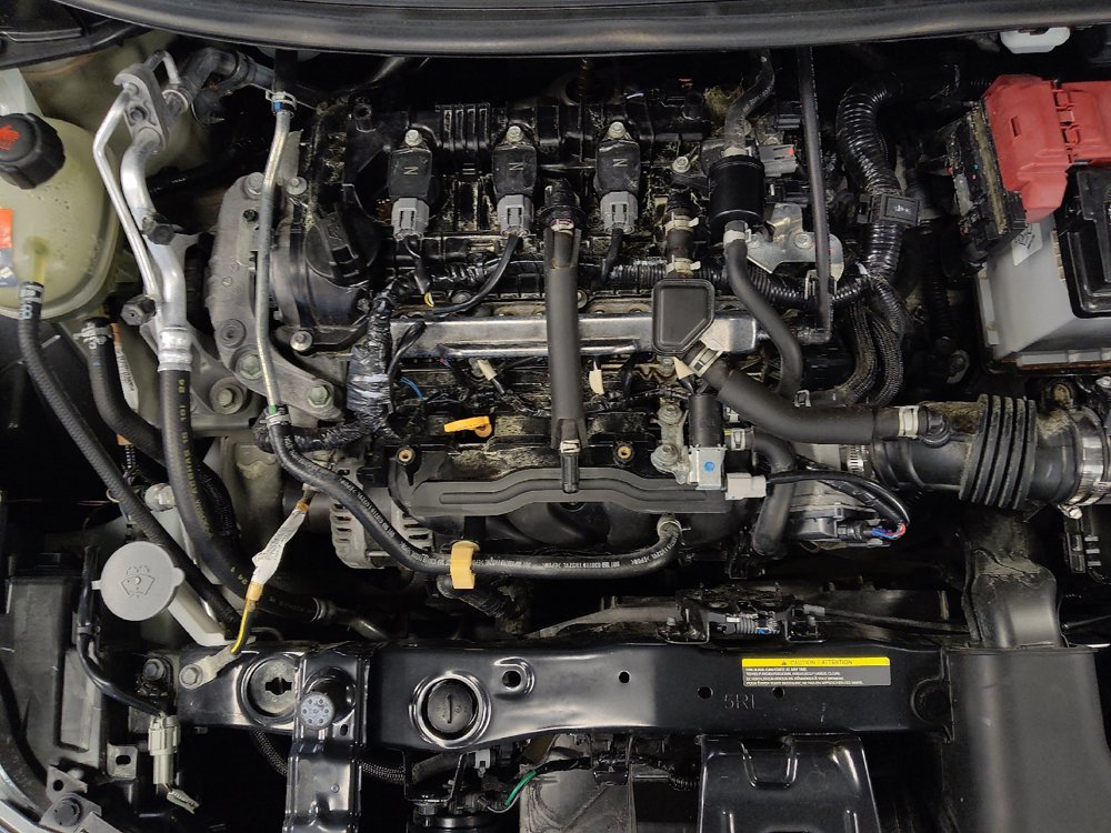 Used 2020 Nissan Versa SV FWD image 30