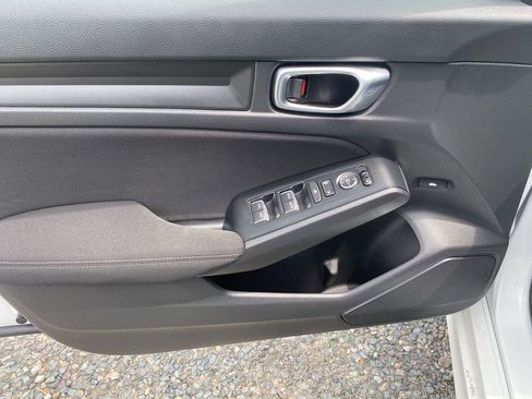 Used 2022 Honda Civic Sport image 11