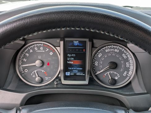 Used 2021 Toyota Tacoma TRD Sport w/ TRD Premium Sport Package image 38