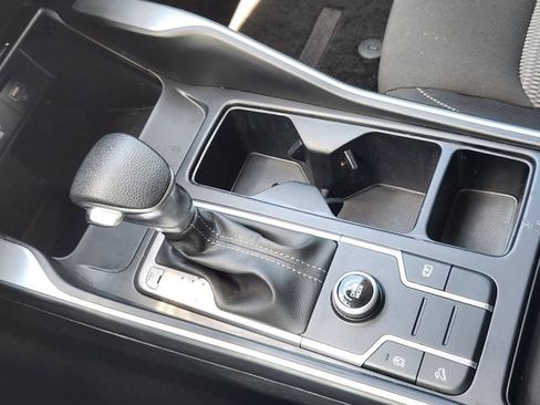 Certified 2023 Kia Sorento LX FWD image 21