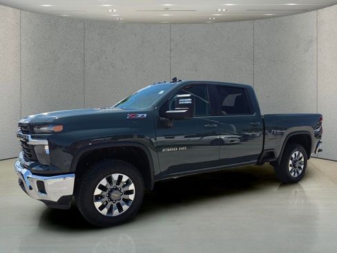 Used 2026 Chevrolet Silverado 2500 LT w/ All Star Edition AWD/4WD image 7