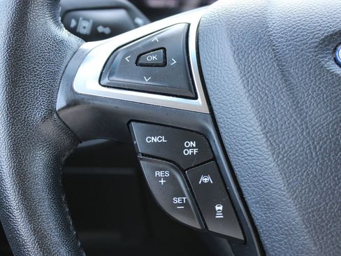 Used 2019 Ford Edge SEL w/ Equipment Group 201A FWD image 26