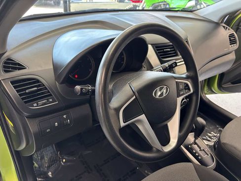 Used 2012 Hyundai Accent GS image 14