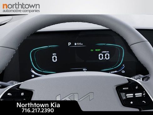 New 2025 Kia Niro EX image 22