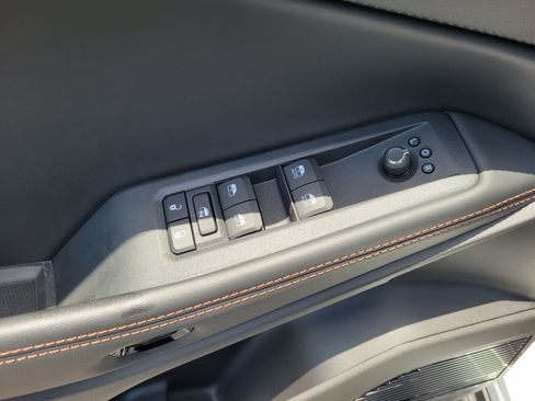 Used 2026 Jeep Cherokee Limited AWD/4WD image 23