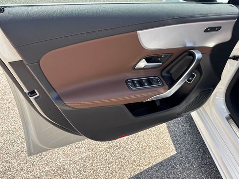 Used 2022 Mercedes-Benz A 220 image 10