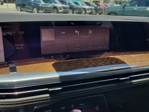 New 2026 Cadillac Escalade Platinum Sport AWD/4WD image 21