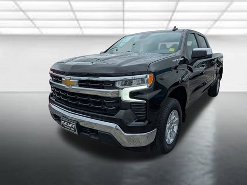 Certified 2023 Chevrolet Silverado 1500 LT w/ Protection Package AWD/4WD image 23