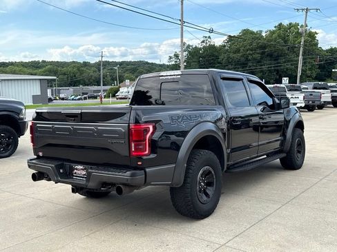 Used 2018 Ford F150 Raptor w/ Equipment Group 802A Luxury AWD/4WD image 16