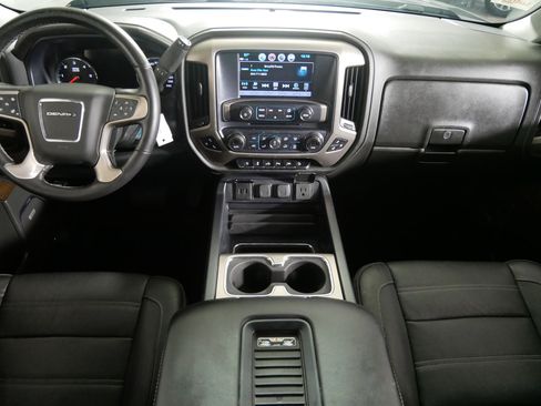 Used 2018 GMC Sierra 1500 Denali image 10