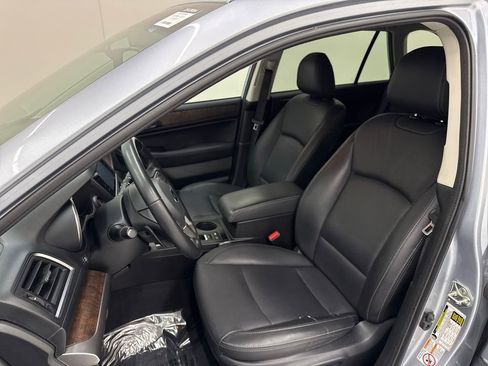 Used 2016 Subaru Outback 2.5i Limited image 15