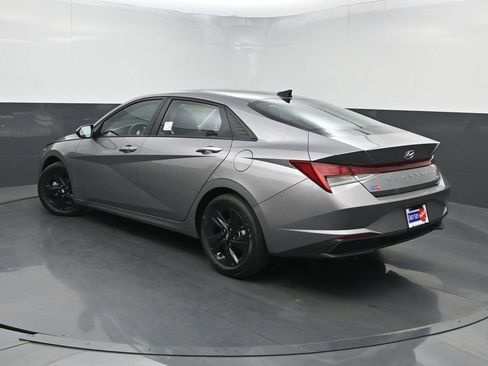 Used 2023 Hyundai Elantra Blue FWD image 20