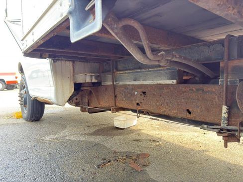 Used 2006 Chevrolet Express 3500 image 13