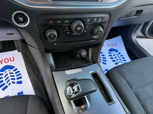 Used 2014 Dodge Charger SE image 14