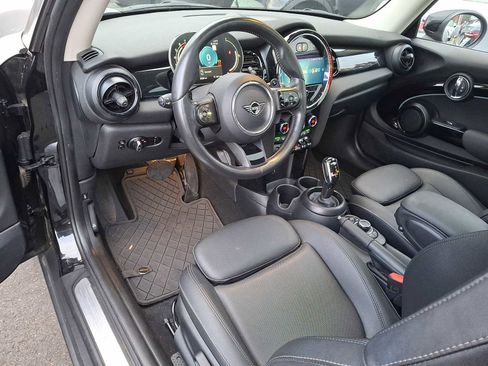 Certified 2023 MINI Cooper S image 8