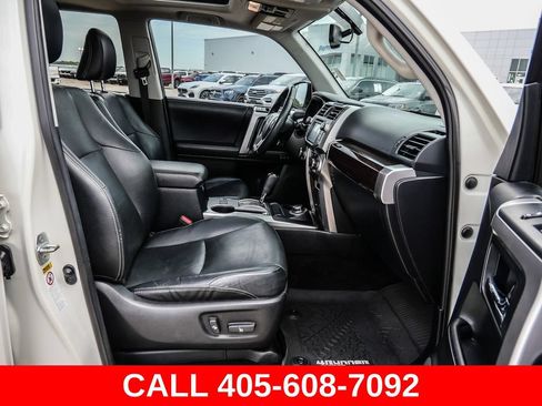 Used 2017 Toyota 4Runner Limited AWD/4WD image 17