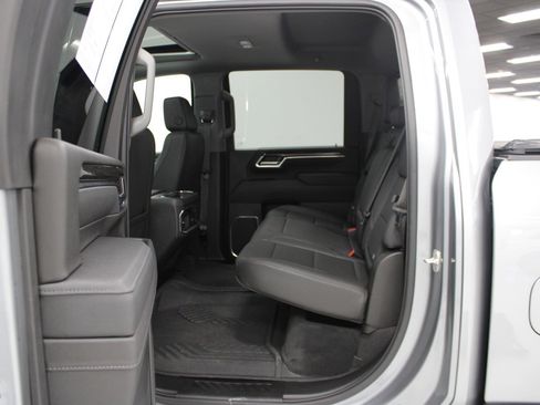 Used 2025 Chevrolet Silverado 2500 LTZ w/ LTZ Premium Package image 38