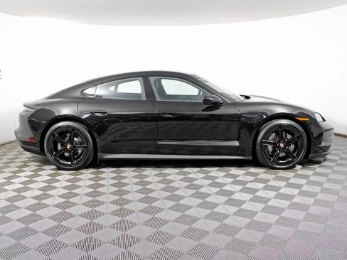 Used 2026 Porsche Taycan image 8