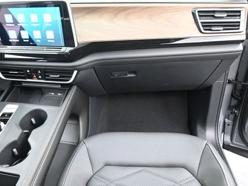 New 2026 Volkswagen Atlas SE AWD/4WD image 43