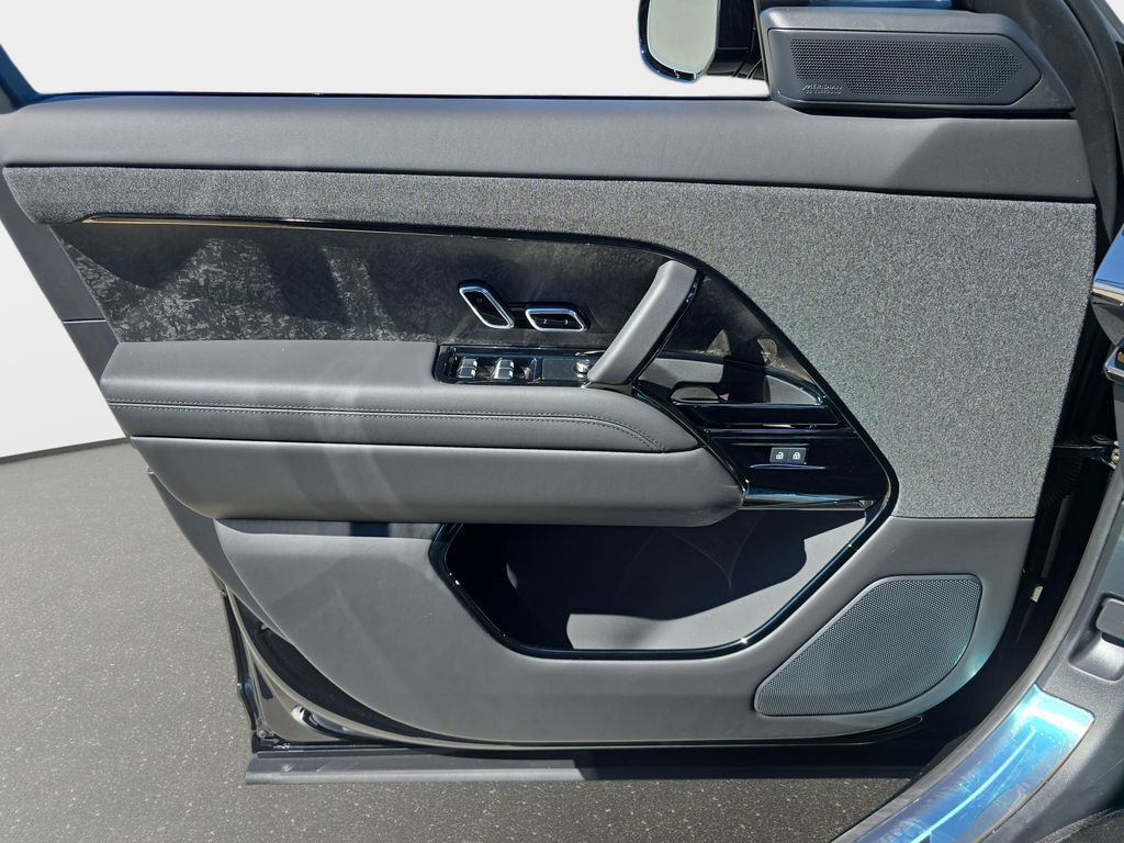 New 2026 Land Rover Range Rover Sport Dynamic SE AWD/4WD image 28
