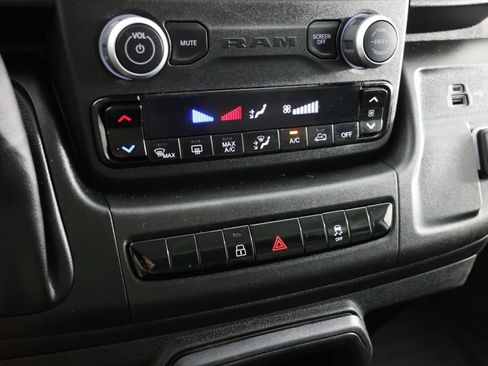 Used 2025 RAM ProMaster 2500 w/ Convenience Group FWD image 25