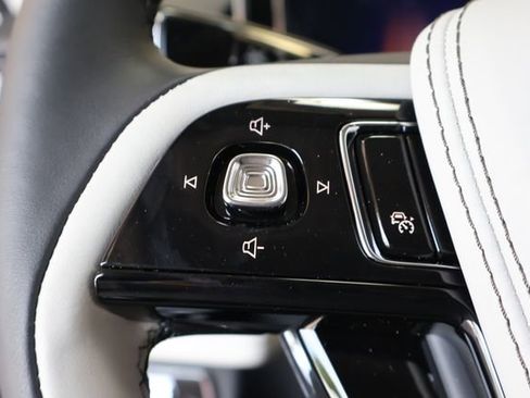 New 2025 Lincoln Aviator 2WD w/ Equipment Group 101A image 27