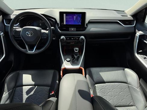 Used 2023 Toyota RAV4 Adventure image 12
