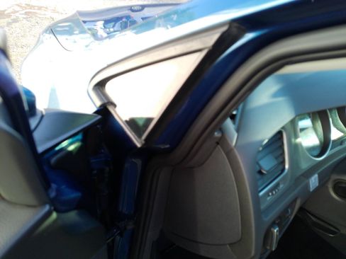 Used 2015 Volkswagen Golf TDI FWD image 6