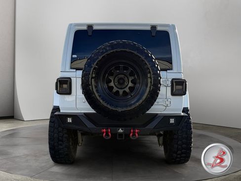 Used 2020 Jeep Wrangler Unlimited Sahara image 6