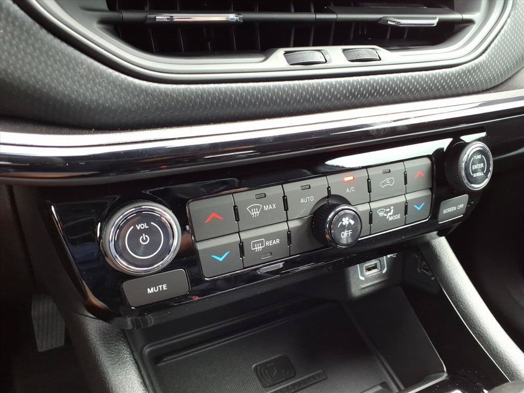 New 2026 Jeep Compass Latitude w/ Quick Order Package 29K AWD/4WD image 17