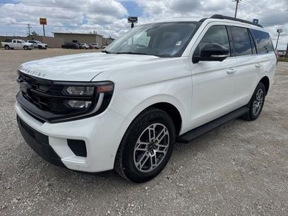 Used 2025 Ford Expedition Active