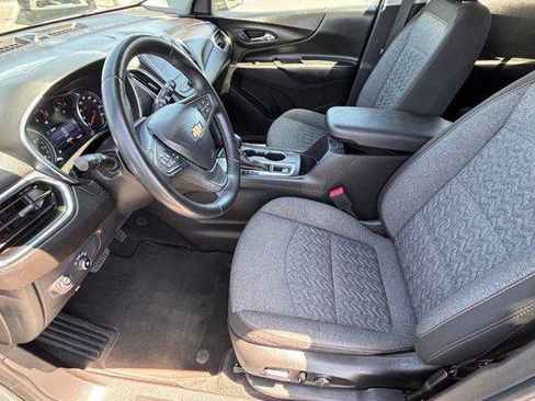 Used 2024 Chevrolet Equinox LT FWD image 15