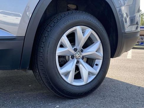 Used 2018 Volkswagen Atlas SE FWD image 11