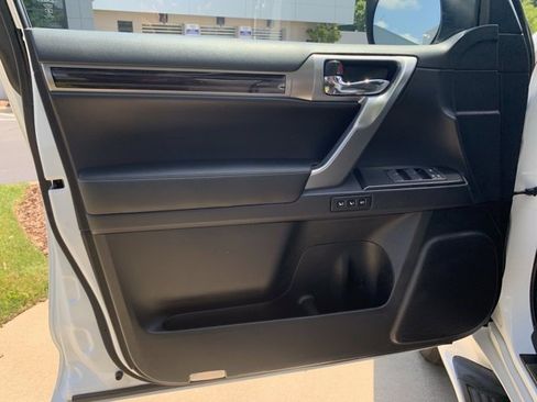 Used 2023 Lexus GX 460 Premium w/ Premium Package AWD/4WD image 14