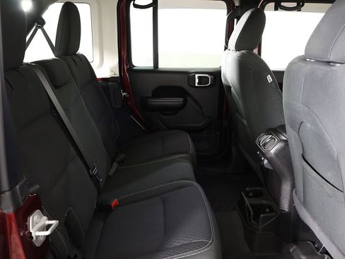 Used 2021 Jeep Wrangler Unlimited Sport AWD/4WD image 31