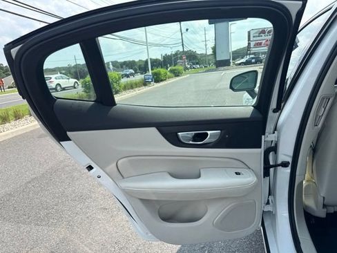 Used 2024 Volvo S60 B5 Core w/ Climate Package AWD/4WD image 16