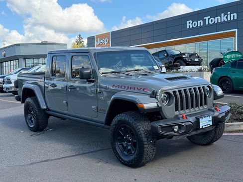 Used 2023 Jeep Gladiator Mojave w/ LED Lighting Group AWD/4WD image 2