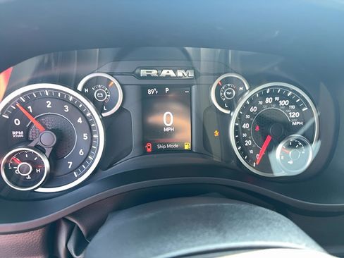 New 2026 RAM 1500 Big Horn AWD/4WD image 14
