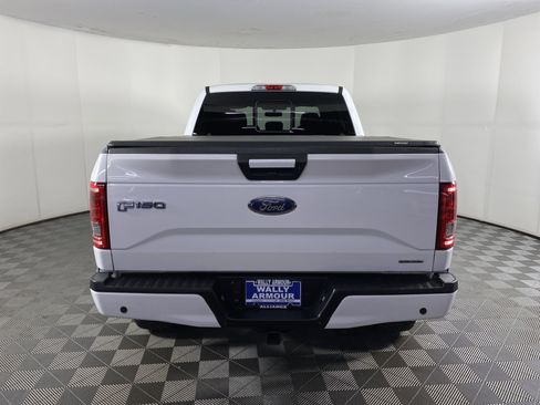 Used 2016 Ford F150 XLT w/ Equipment Group 302A Luxury AWD/4WD image 8